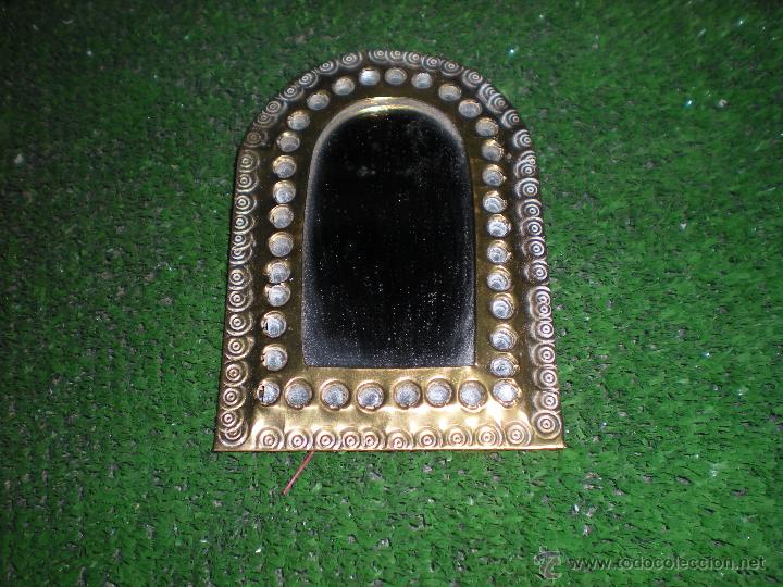Antiques: Espejo &aacute;rabe de lat&oacute;n 12x8cm