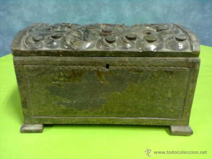 Antig&uuml;edades: CAJA MADERA TALLADA PARA RESTAURAR. - Foto 1