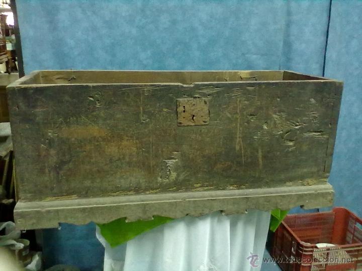 Antig&uuml;edades: ARCA PINO ARCON PARA RESTAURAR - Foto 1