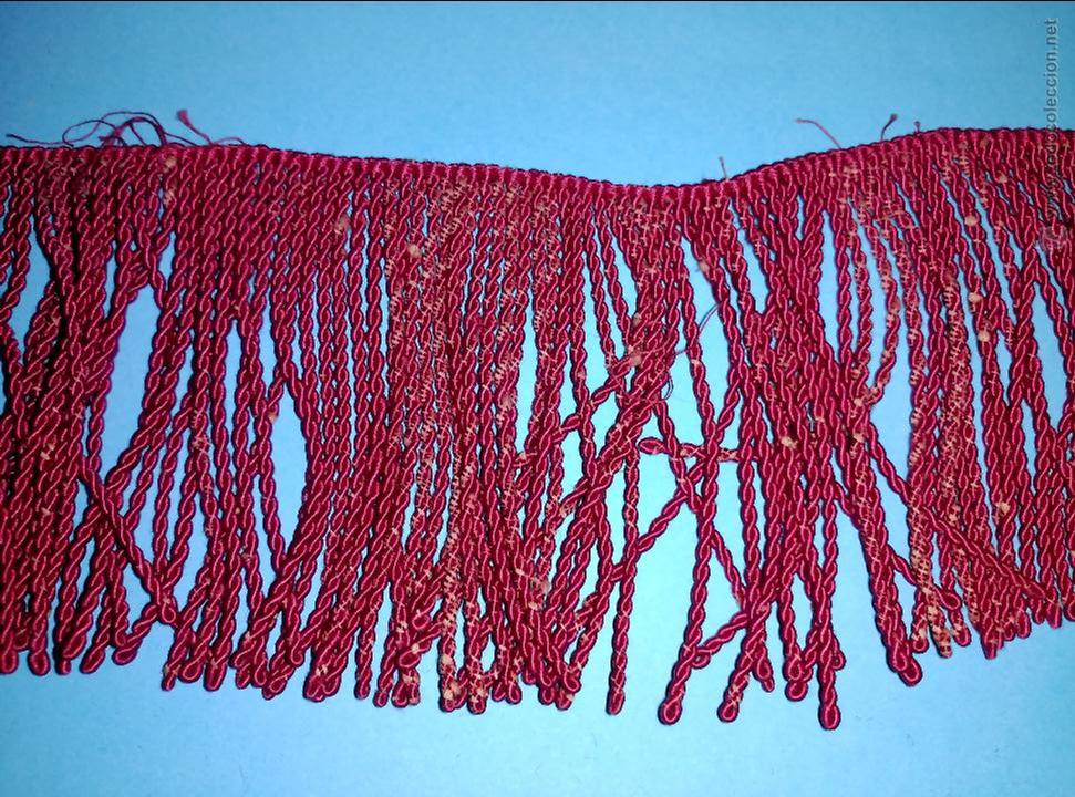 Antig&uuml;edades: fleco antiguo de  seda rojo cereza - Foto 1