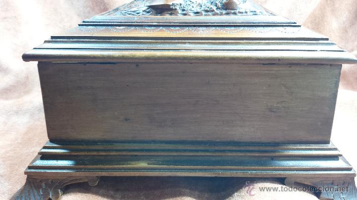 Antig&uuml;edades: JOYERO TALLA EN MADERA - Foto 5