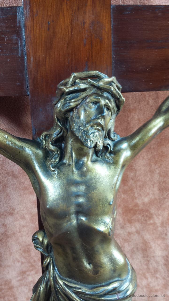 Antig&uuml;edades: CRUCIFICADO EN BRONCE - Foto 2