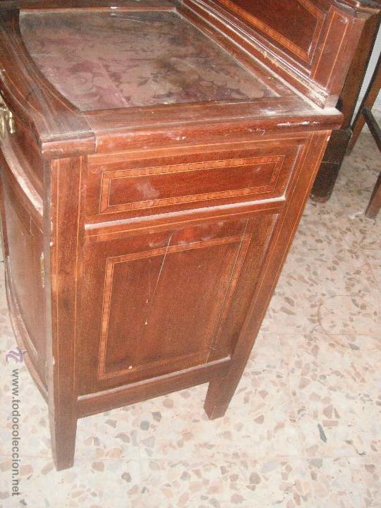 Antig&uuml;edades: MESILLA DE MARQUETERA - Foto 3