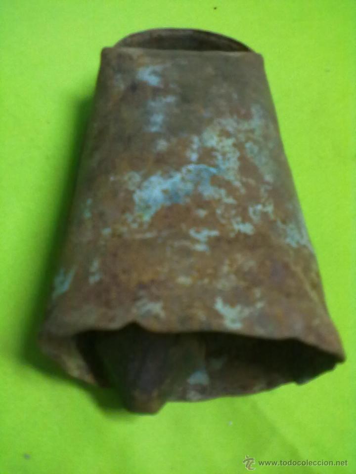 Antig&uuml;edades: CENCERRO HIERRO BADAJO MADERA - Foto 2