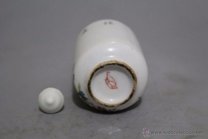 Antig&uuml;edades: Botellita de rap&eacute; n&ordm; 1042 - Foto 5