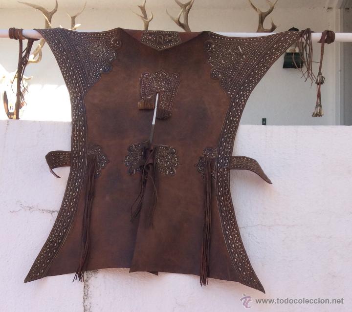Antig&uuml;edades: Zahones historicos - Foto 1