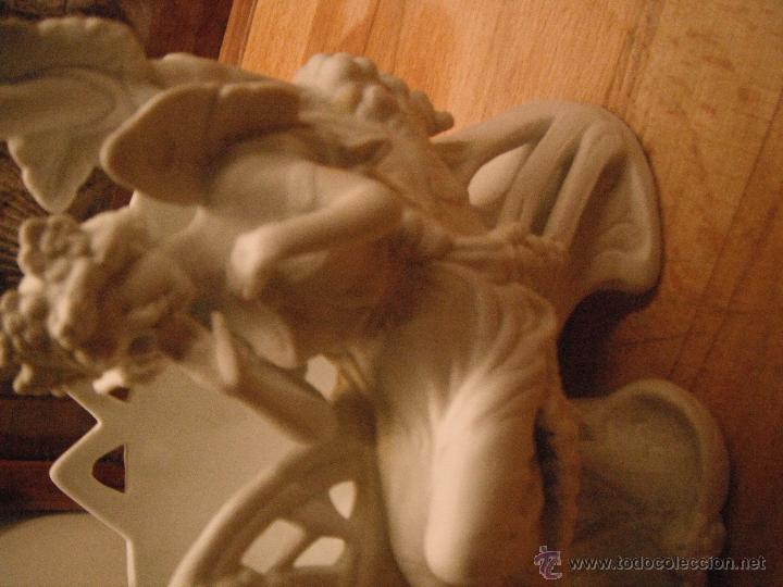 Antig&uuml;edades: magnifico centro de biscuit - Foto 19