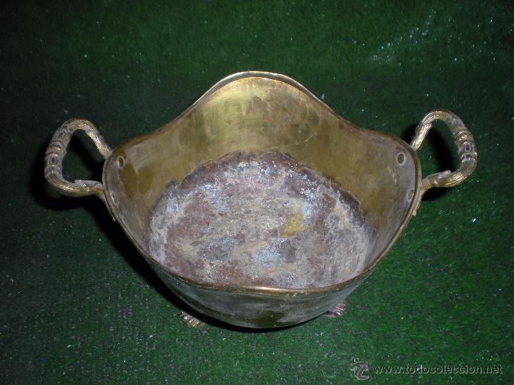 Antig&uuml;edades: Fuente de metal 24x13cm - Foto 2