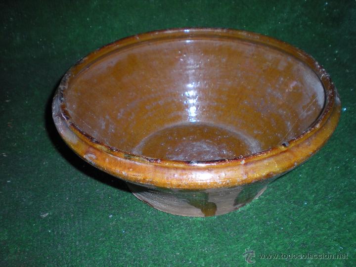 Antig&uuml;edades: LEBRILLO de barro circular di&aacute;metro 27x10cm - Foto 2