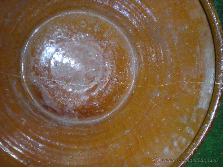 Antig&uuml;edades: LEBRILLO de barro circular di&aacute;metro 27x10cm - Foto 3