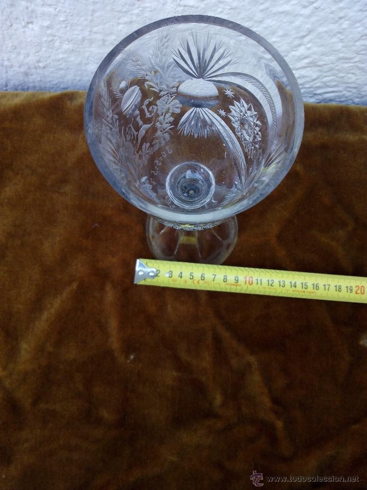 Antig&uuml;edades: Copa de cristal tallado - Foto 3