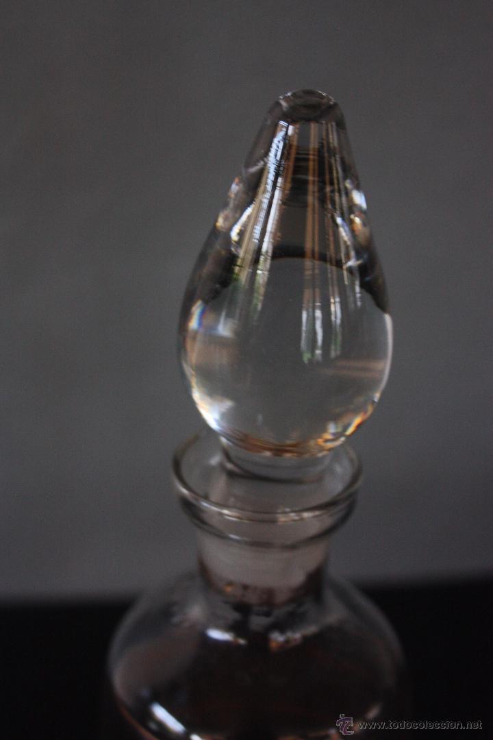 Antig&uuml;edades: Botella de cristal antigua para licor - Foto 3
