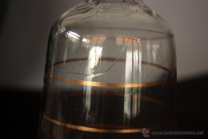 Antig&uuml;edades: Botella de cristal antigua para licor - Foto 6