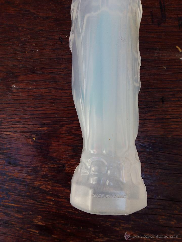 Antig&uuml;edades: Botella de pl&aacute;stico de Nuestra se&ntilde;ora de Lourdes - Foto 3