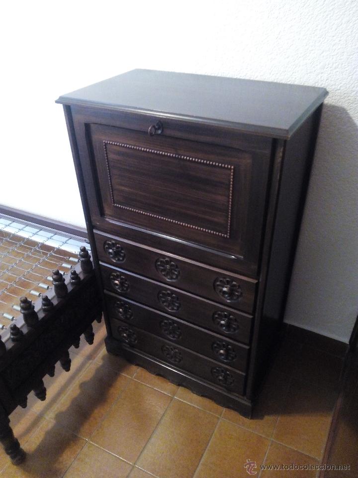 Antig&uuml;edades: Cama de madera estilo renacimiento. - Foto 2