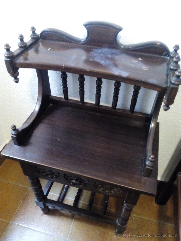 Antig&uuml;edades: Cama de madera estilo renacimiento. - Foto 3