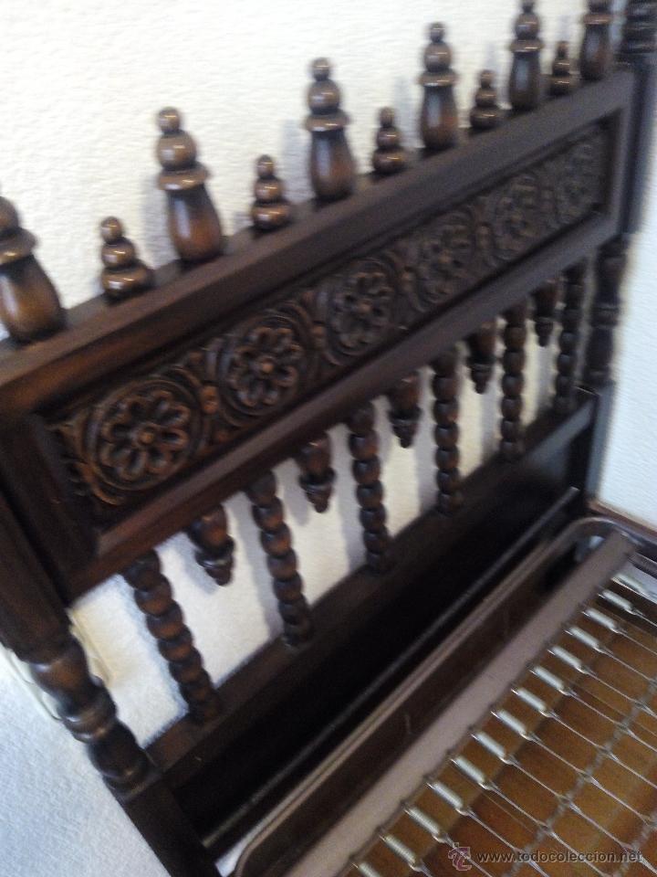Antig&uuml;edades: Cama de madera estilo renacimiento. - Foto 5