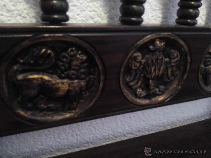 Antig&uuml;edades: Cama de madera estilo renacimiento. - Foto 10