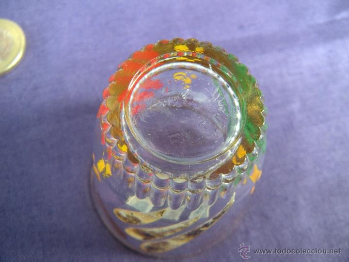 Antig&uuml;edades: BOTELLA LICORERA CON 5 VASOS - Foto 3