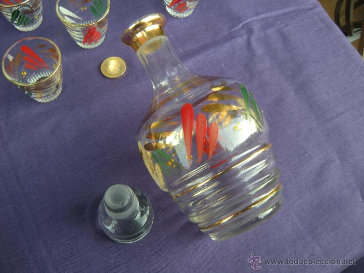 Antig&uuml;edades: BOTELLA LICORERA CON 5 VASOS - Foto 5