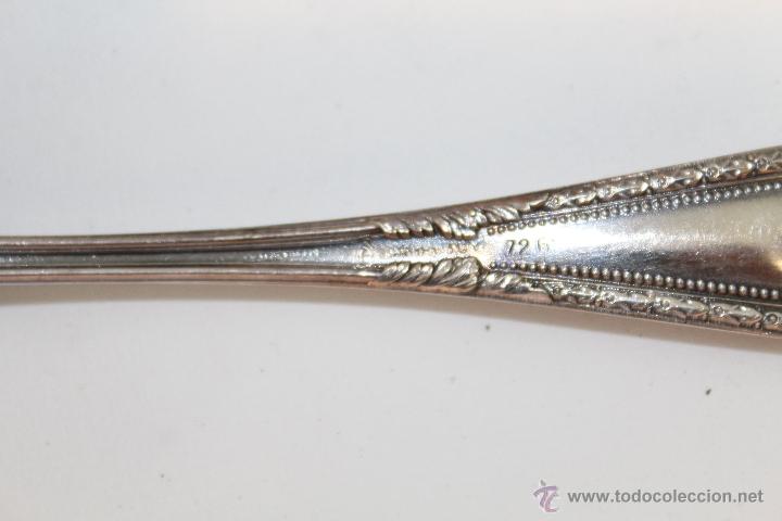 Antig&uuml;edades: 12 CUCHARAS PLATEADAS - Foto 3