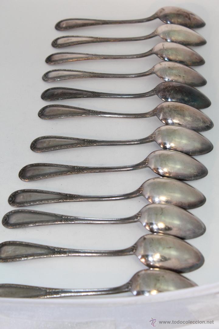 Antig&uuml;edades: 12 CUCHARAS PLATEADAS - Foto 4