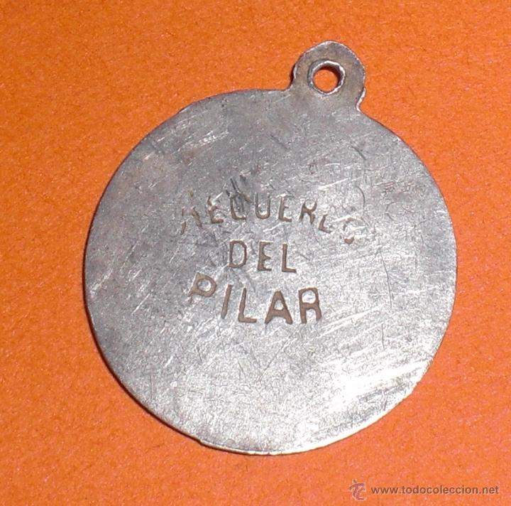 Antig&uuml;edades: medalla Virgen del pilar en plata - Foto 2
