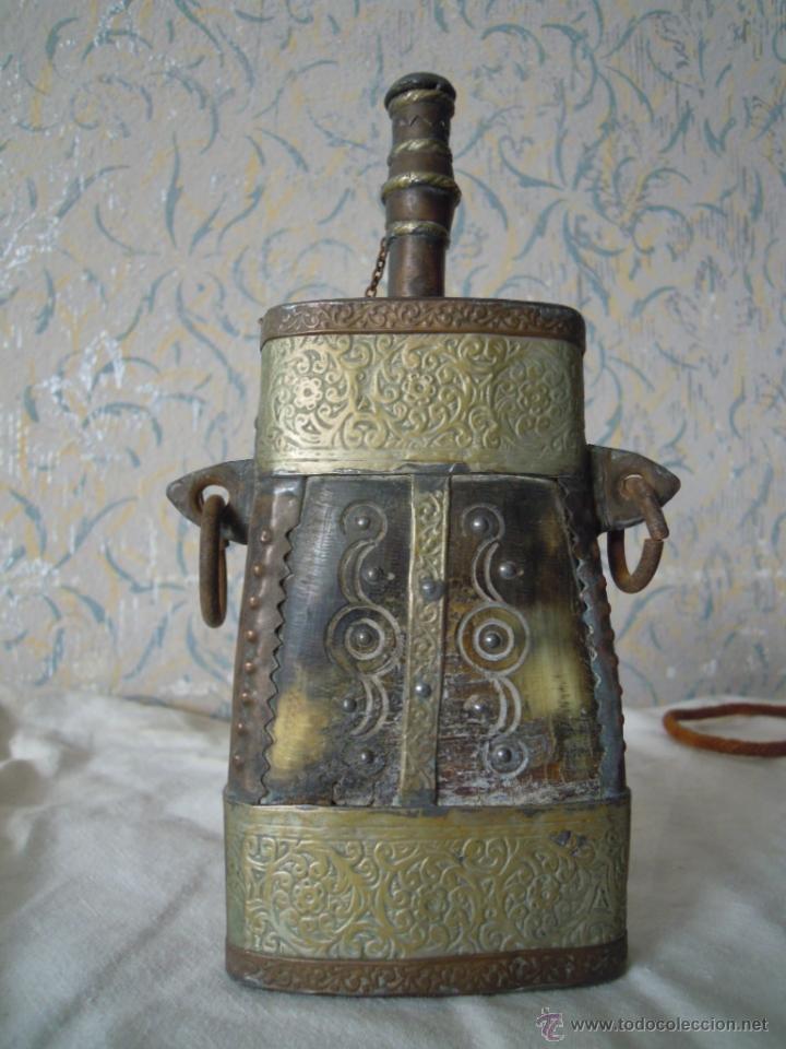 Antig&uuml;edades: CANTIMPLORAS Y BOLSO ARABES - Foto 8