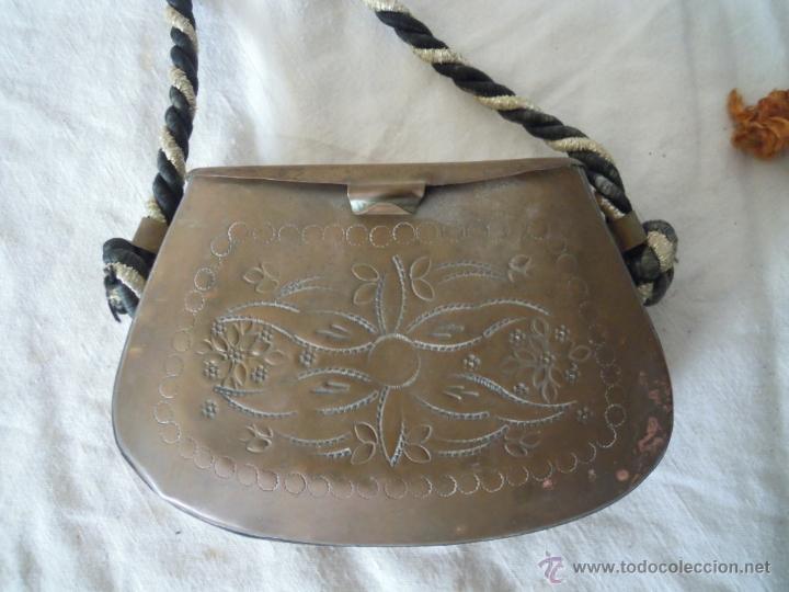 Antig&uuml;edades: CANTIMPLORAS Y BOLSO ARABES - Foto 11