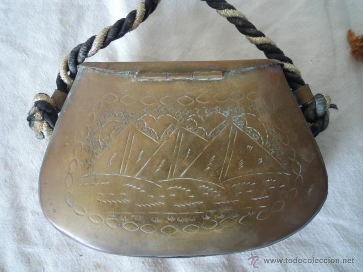 Antig&uuml;edades: CANTIMPLORAS Y BOLSO ARABES - Foto 12