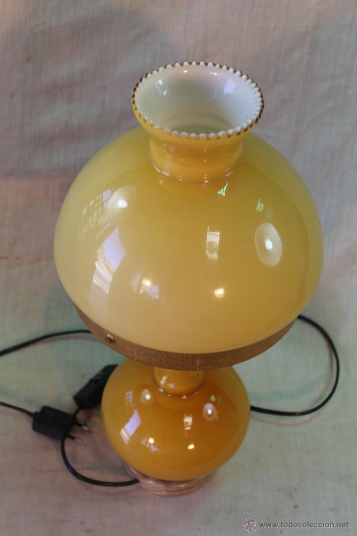 Antig&uuml;edades: LAMPARA DE SOBREMESA CON CRISTAL - Foto 3