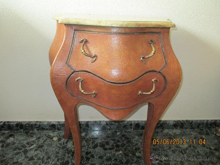 Antig&uuml;edades: COMODA AUXILIAR - Foto 1