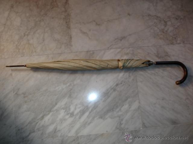 Antig&uuml;edades: SOMBRILLA BICOLOR 58 CM VARILLA .CONSTA MARCA - Foto 3