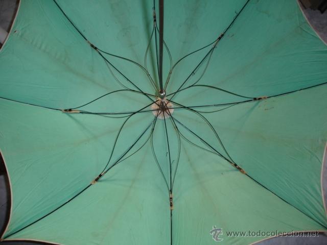 Antig&uuml;edades: SOMBRILLA BICOLOR 58 CM VARILLA .CONSTA MARCA - Foto 4