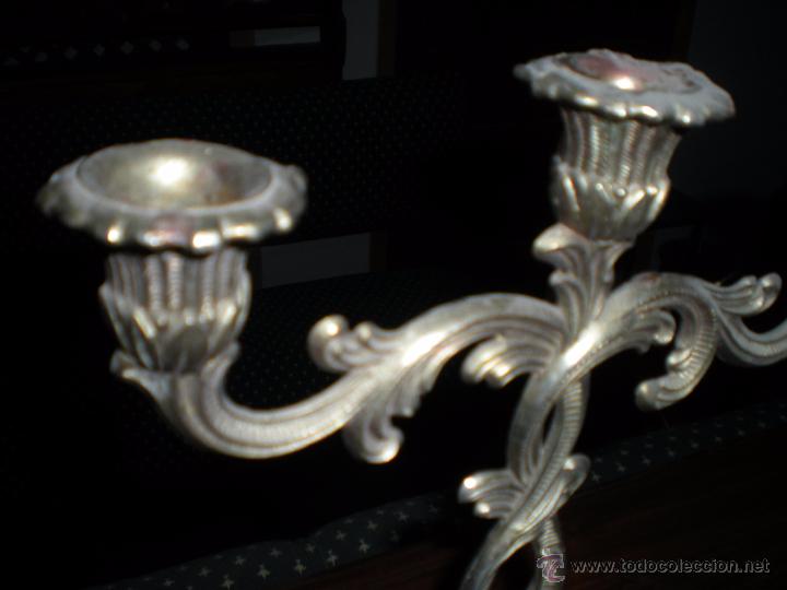 Antig&uuml;edades: Juego de dos candelabros - Foto 5