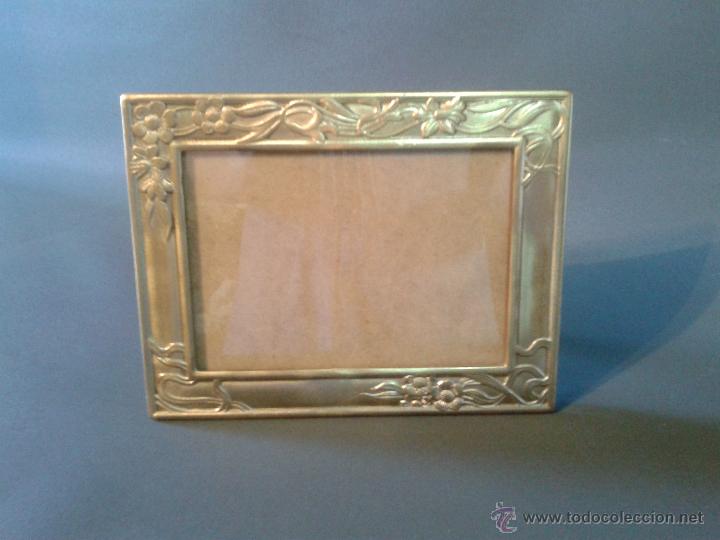 Antig&uuml;edades: PORTA FOTO DE BRONCE - Foto 3