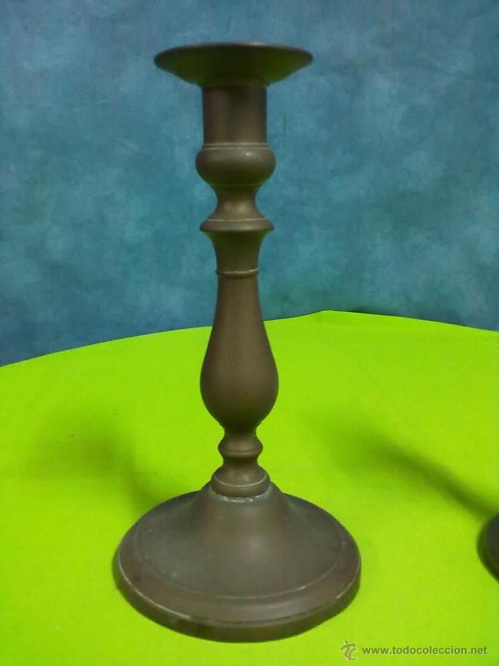 Antig&uuml;edades: CANDELABROS PAREJA CANDELEROS PERA DOS. - Foto 2