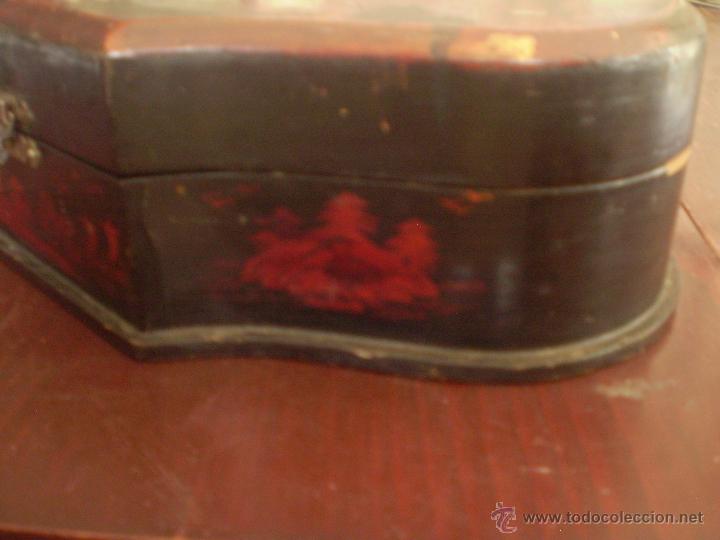 Antig&uuml;edades: CAJA JAPONESA LACADA Y NACAR - Foto 3