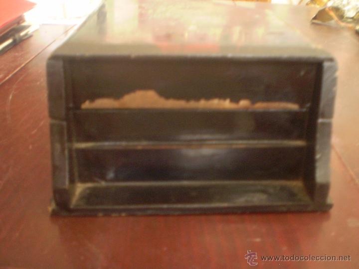 Antig&uuml;edades: CAJA JAPONESA LACADA Y NACAR - Foto 4