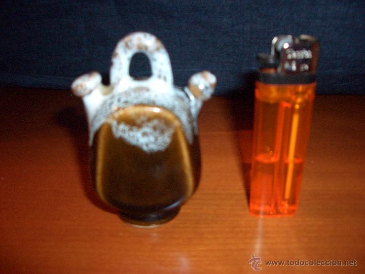 Antig&uuml;edades: botijo peque&ntilde;o n&uacute;m 1053 - Foto 1