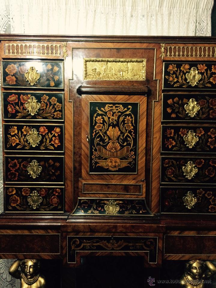 Antig&uuml;edades: MUEBLE APARADOR DE MADERA, MARQUETER&Iacute;A Y BRONCE - Foto 4