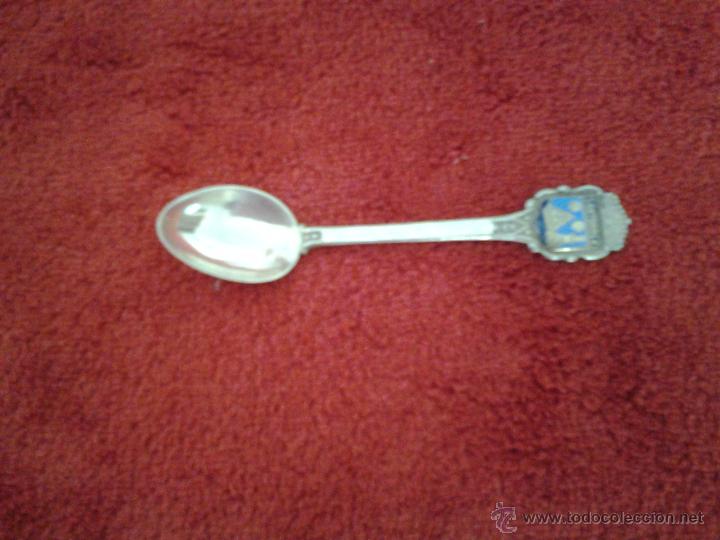 Antig&uuml;edades: CUCHARILLA DE PLATA ESCUDO DE SANTANDER - Foto 1