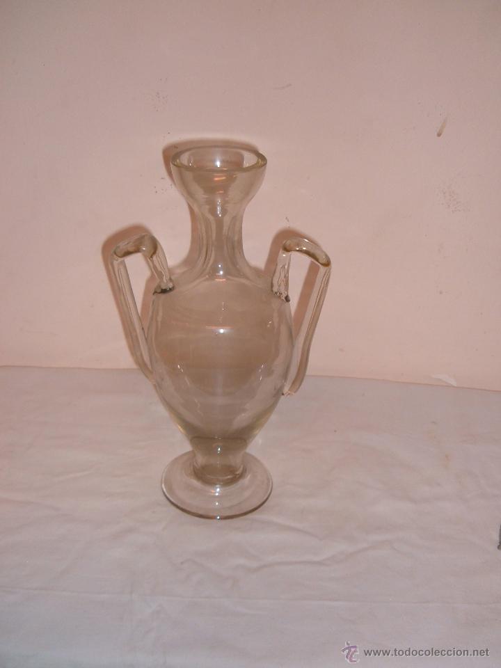 Antig&uuml;edades: Anfora de cristal catalan - Foto 1