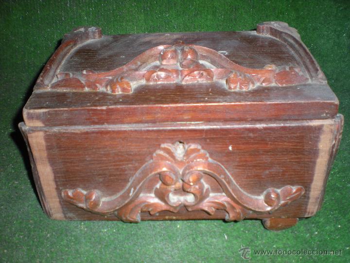 Antiquit&eacute;s: Caja de madera 23x15x8cm