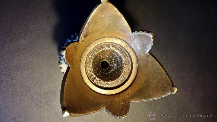 Antig&uuml;edades: Caza: antiguo cuenco de bronce en base de cornamenta - Foto 11