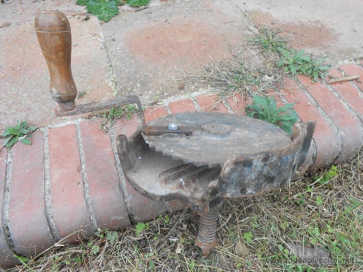 Antig&uuml;edades: DESGRANADORA DE MAIZ -Siglo XIX- - Foto 5