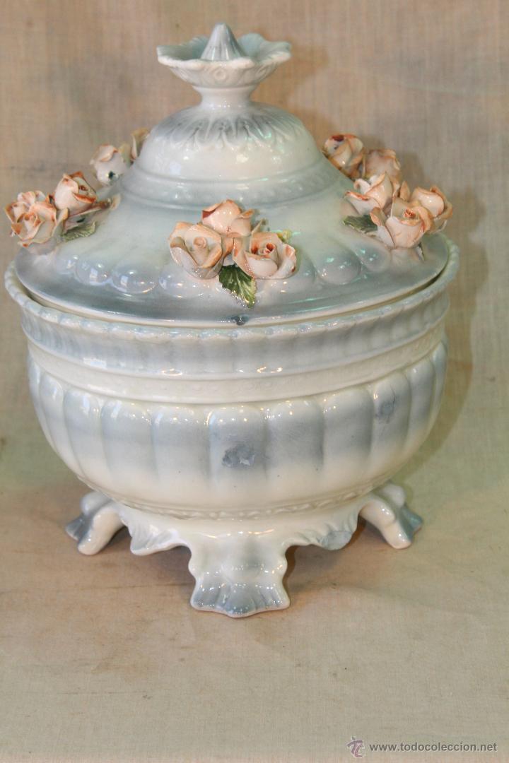 Antig&uuml;edades: SOPERA EN PORCELANA CON ROSAS - Foto 3