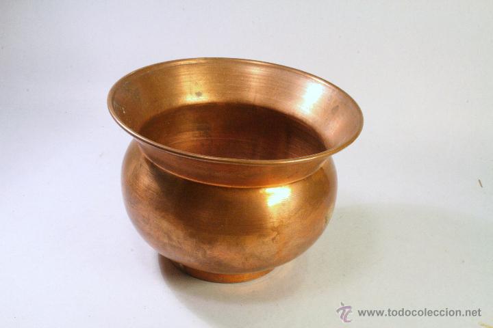 Antig&uuml;edades: Recipiente de cobre 12 cm. de di&aacute;metro en la boca NE - Foto 1