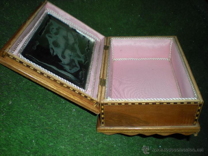 Antiquit&eacute;s: Caja de madera con espejo interior 22x6x7cm
