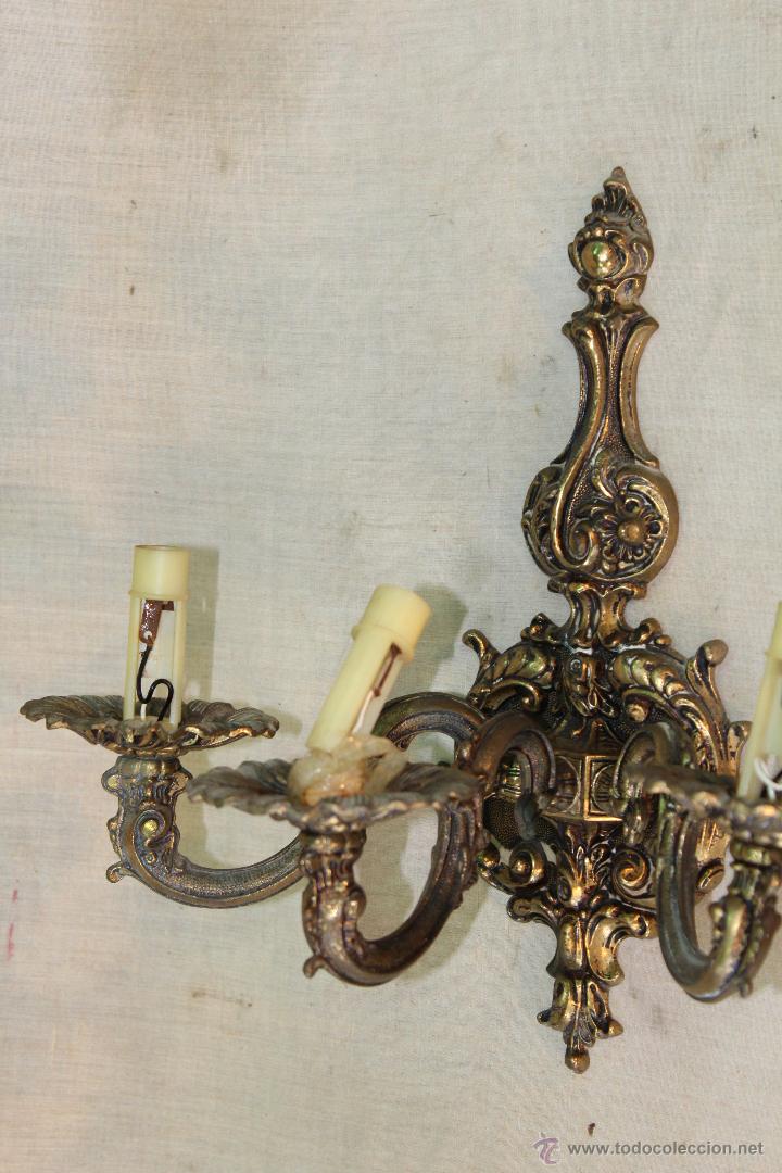 Antig&uuml;edades: APLIQUE DE 3 LUCES EN BRONCE - Foto 2
